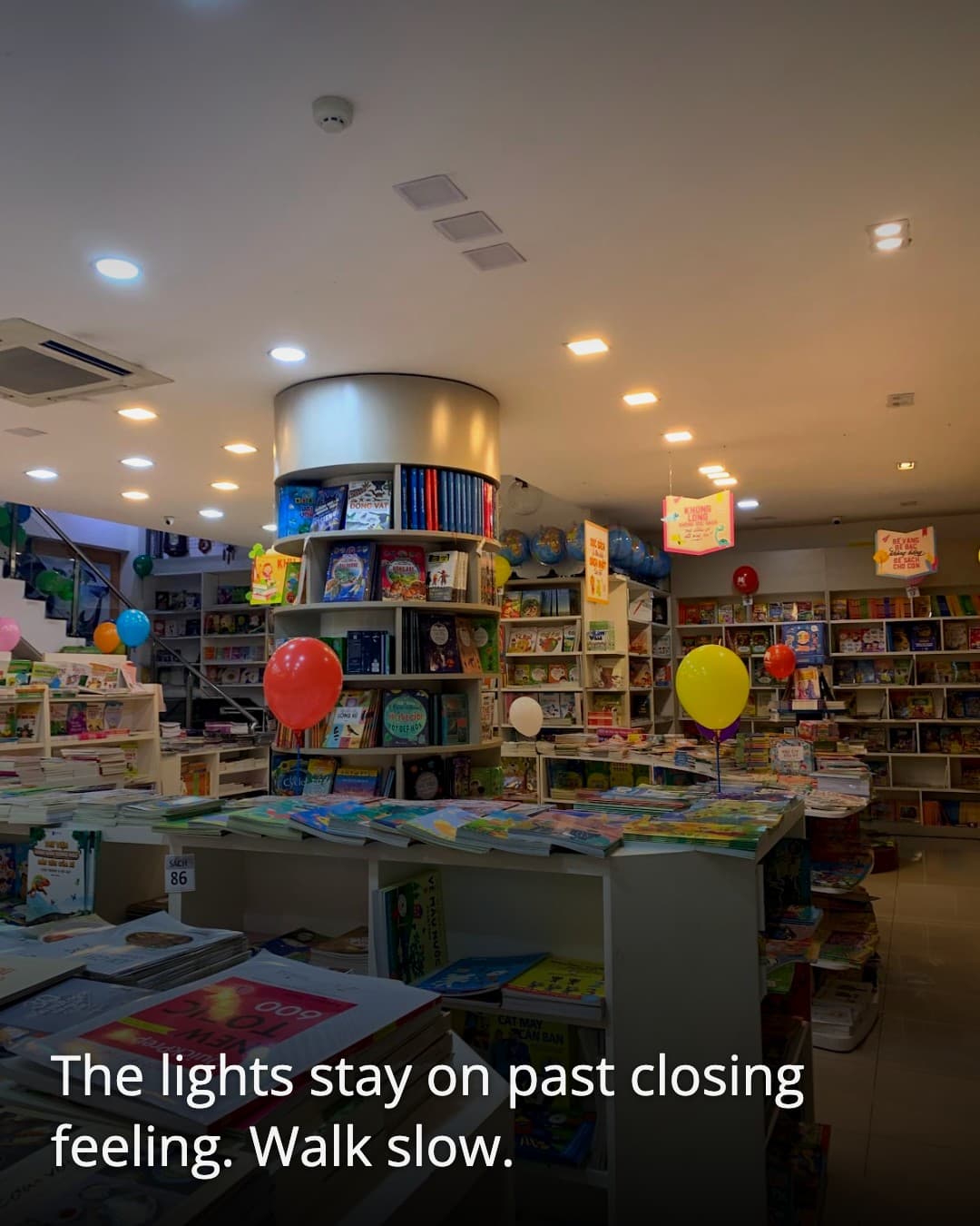 Huy Hoang Bookstore center aisle