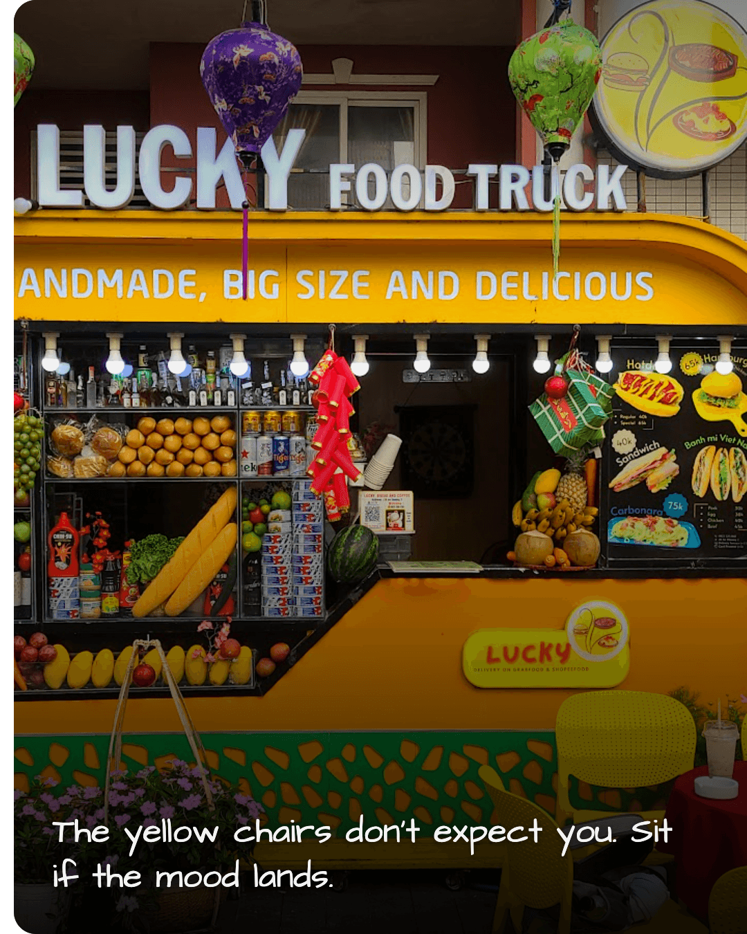 Lucky Quán storefront
