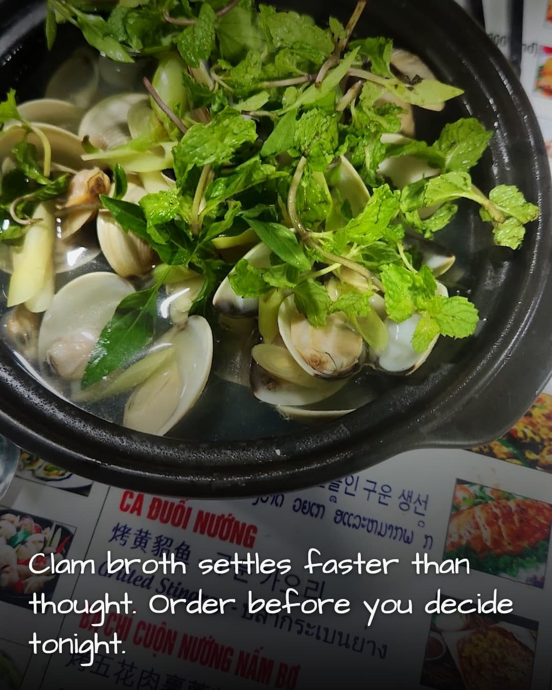 Quan Be My restaurant steamed clams