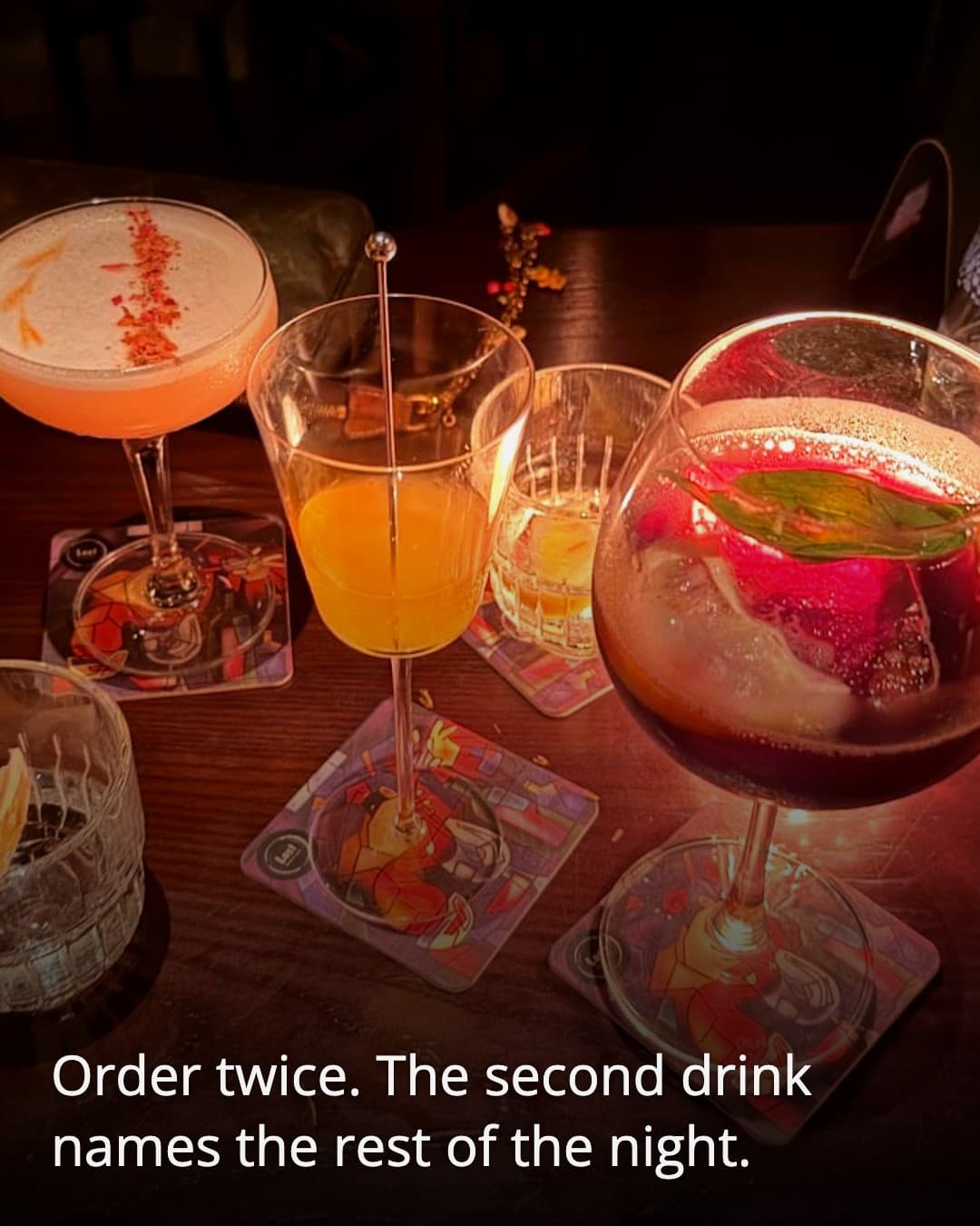 Lost - Drink & Chill cocktail table