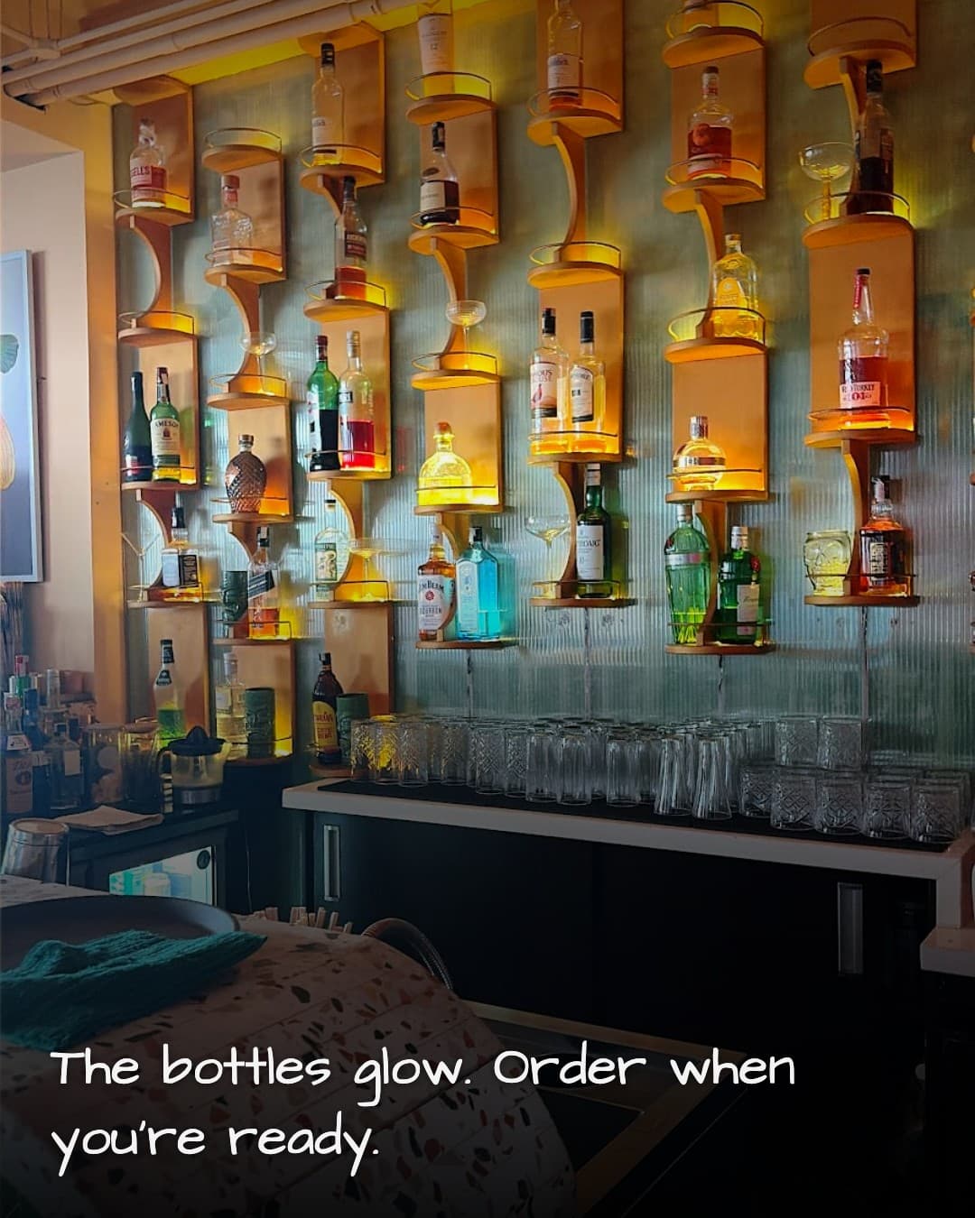 Mít Rooftop Bistro bar counter