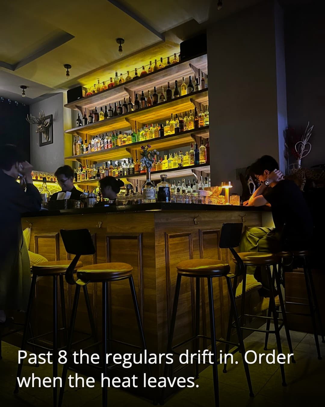 Ma Bae Tap&Bar bar stools