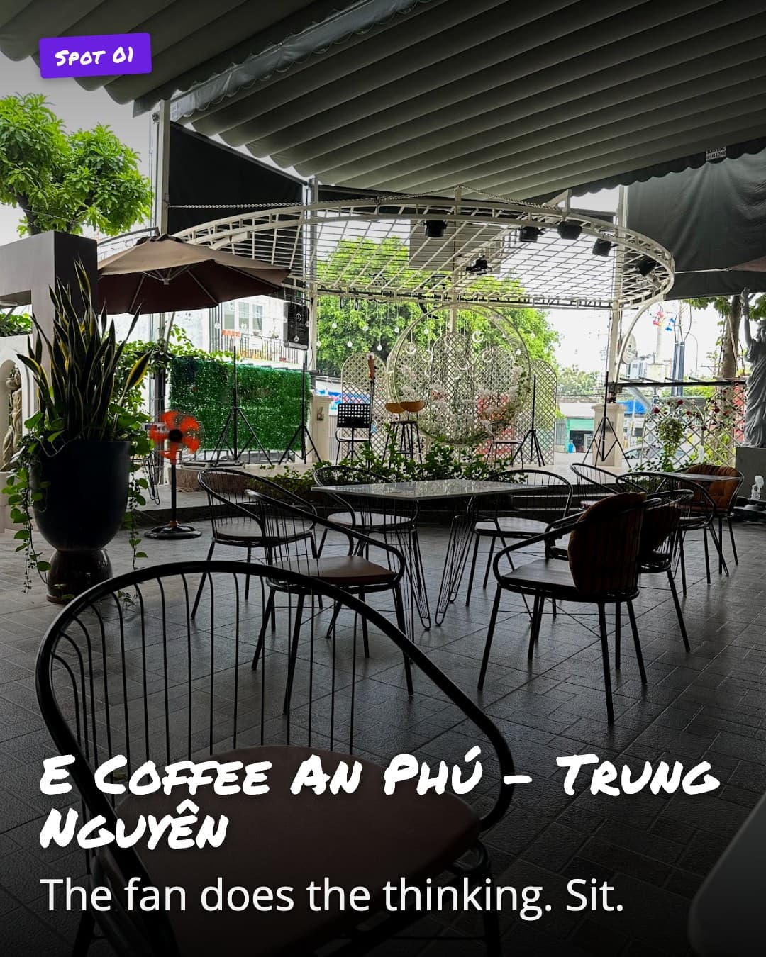 E Coffee An Phú terrace