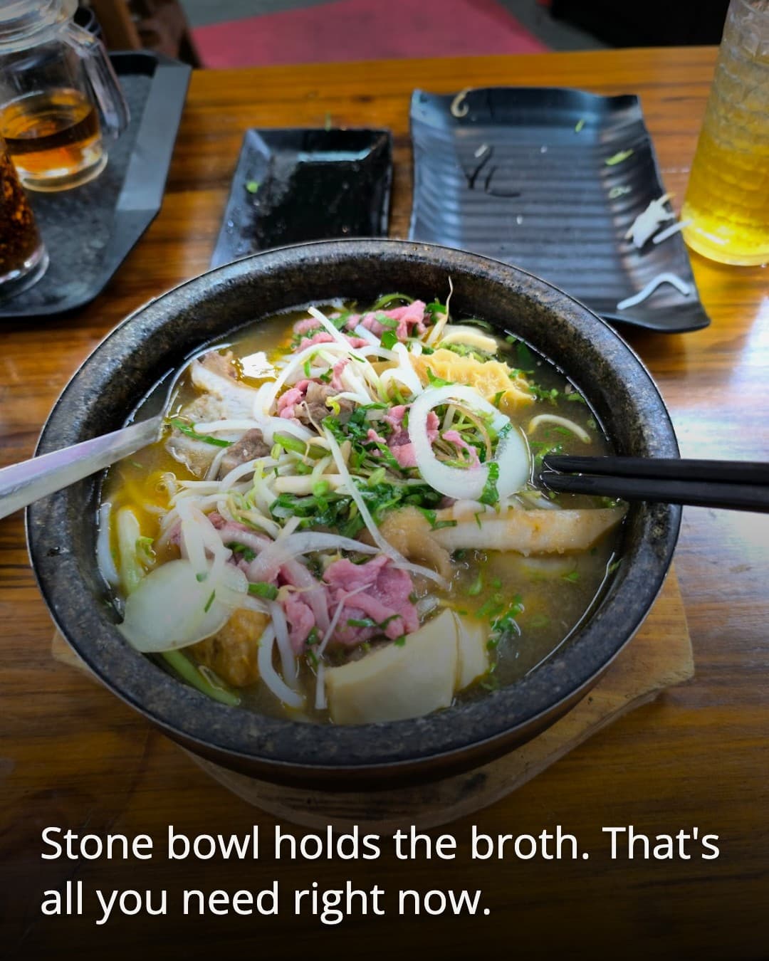 Bep Ong Cau stone bowl of bun bo