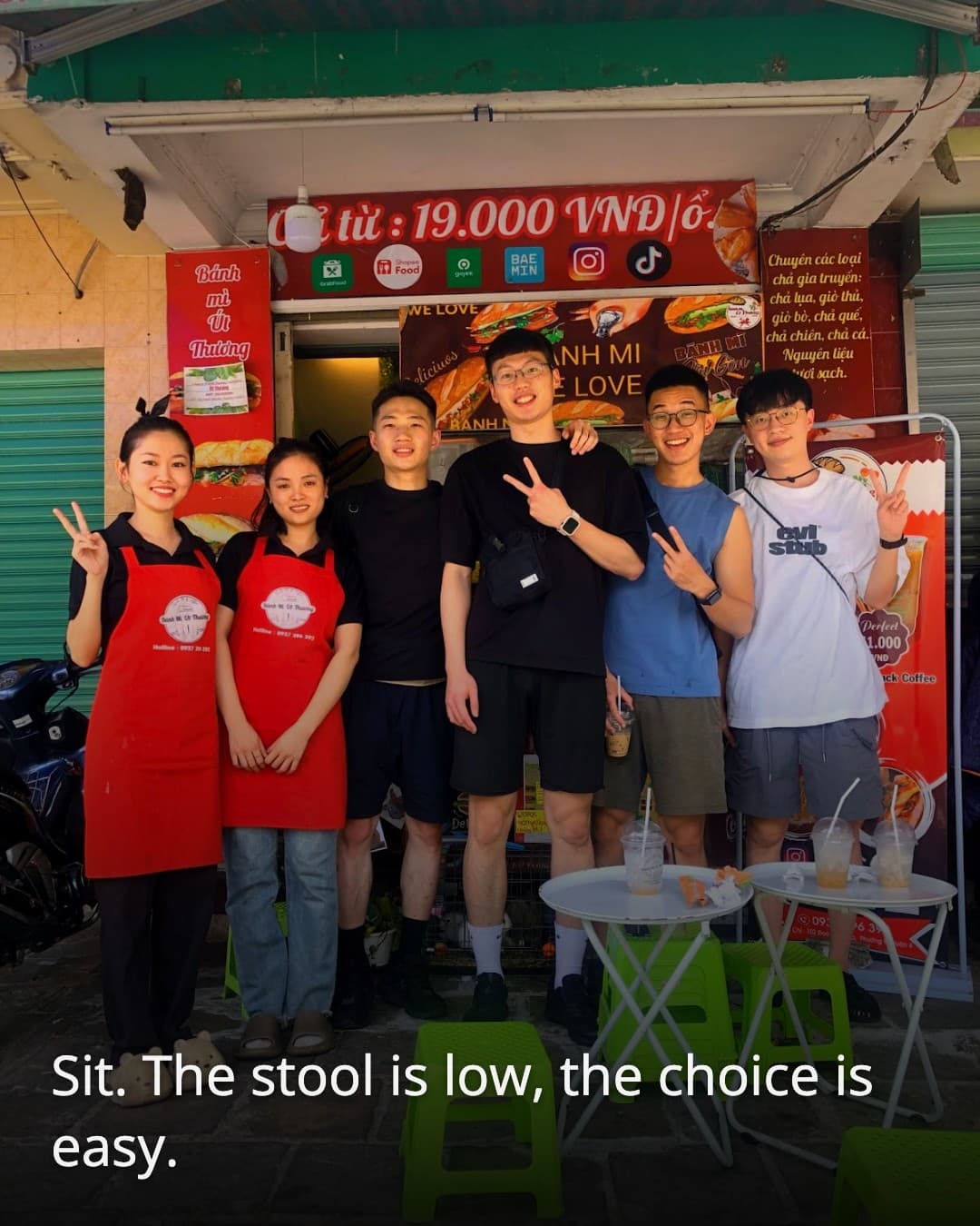 Ut Thuong Banhmi sidewalk stall
