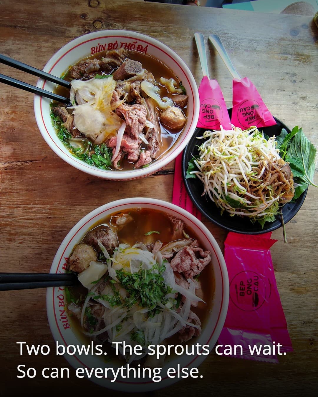 Bep Ong Cau second bowl arriving