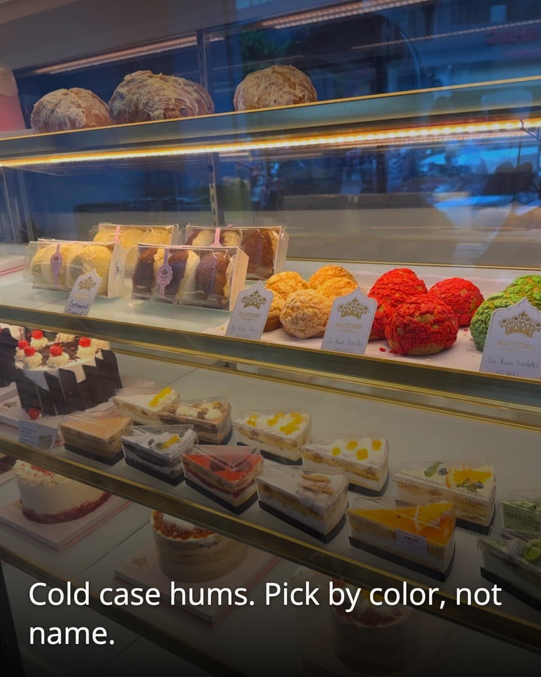 4GsTexas Bakery display case