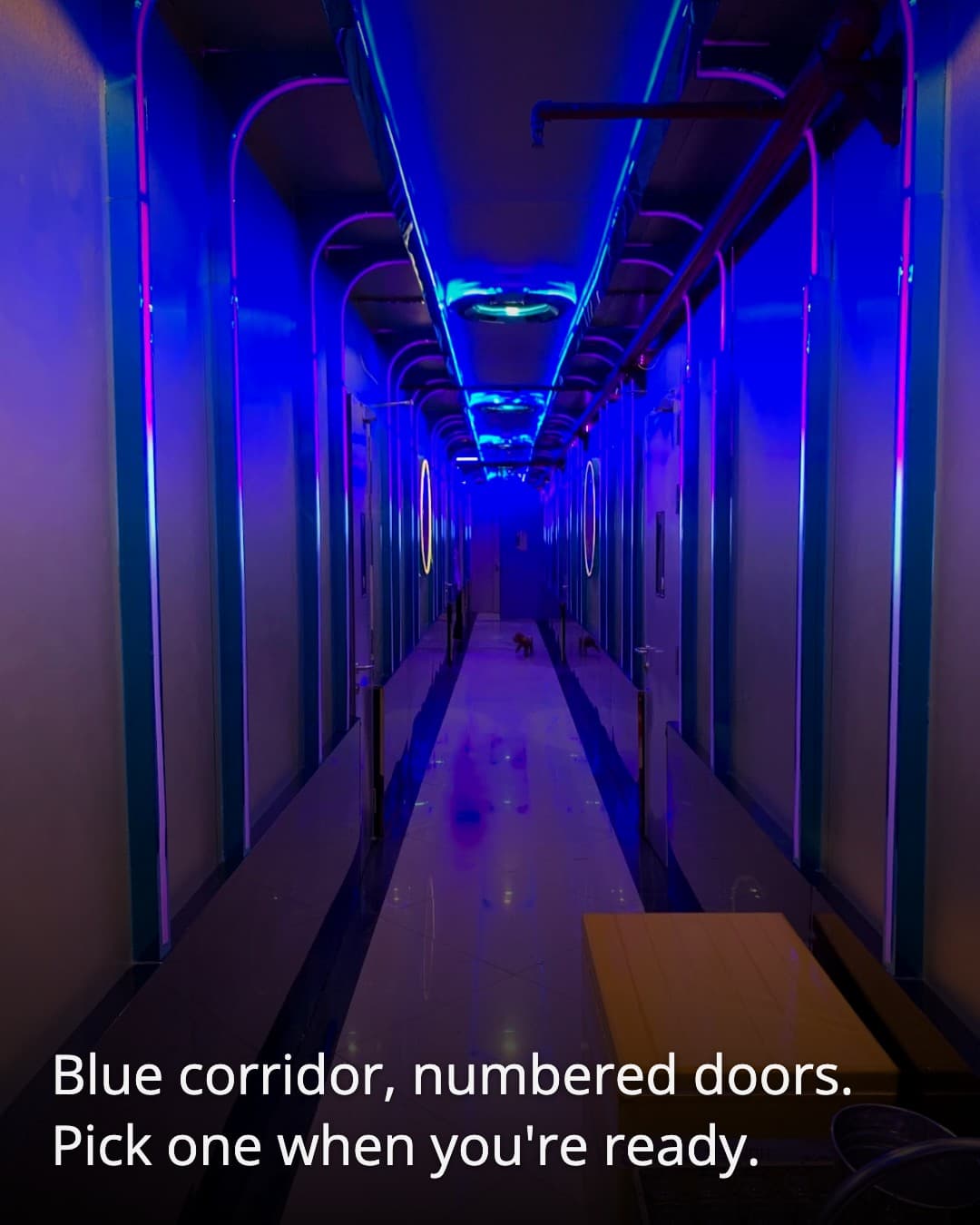 Karaoke Kim Le Do hallway