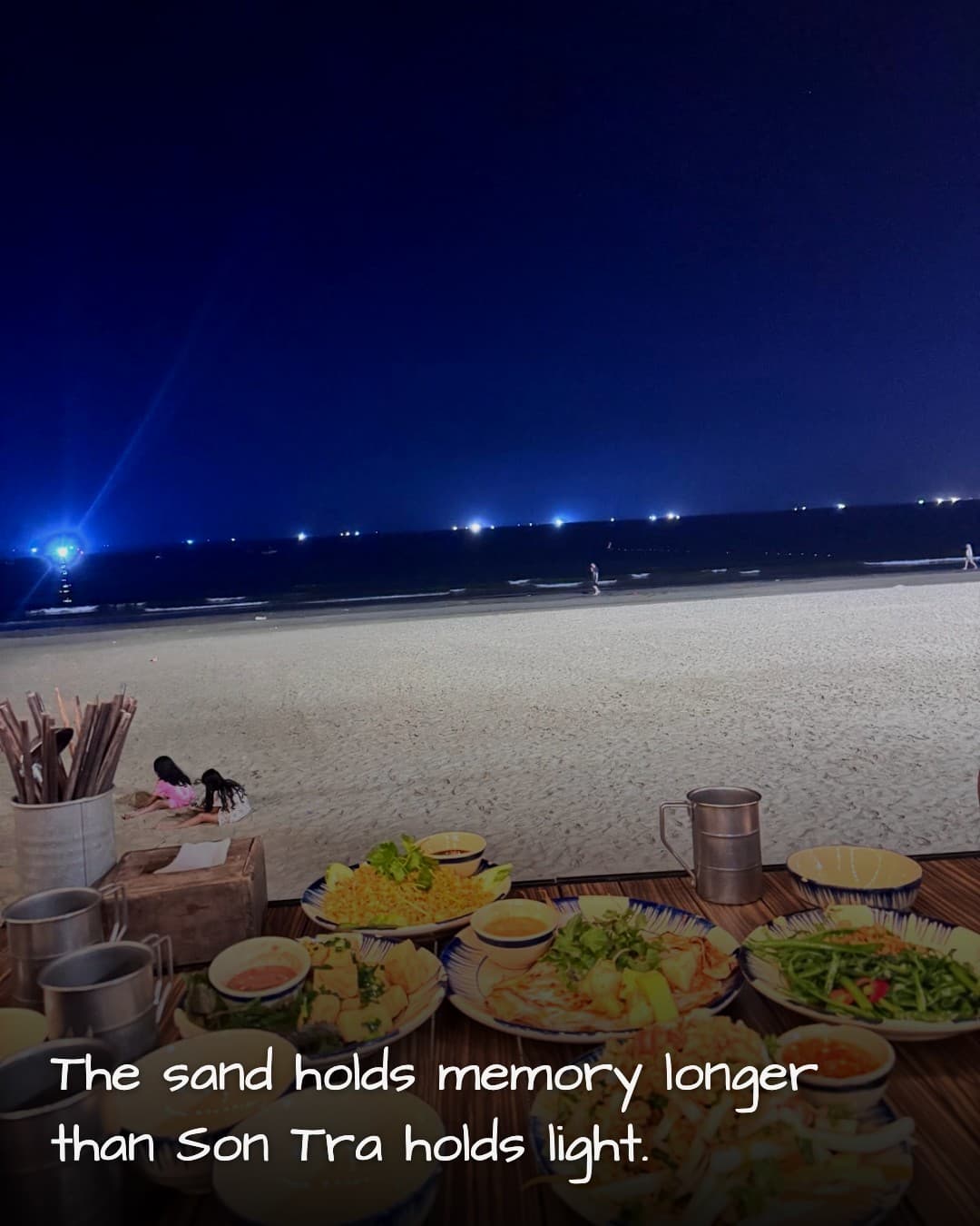 Man Thai Beach - Cho Ca Go night view