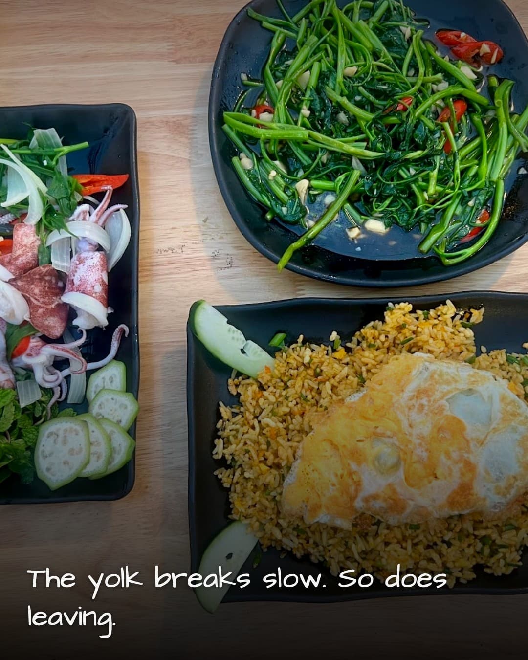 Quán Ngũ Hành fried rice with egg yolk